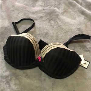 Betsey Johnson Black stripe and lace bra. 34D.